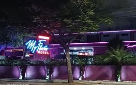 Motel My Flowers 2